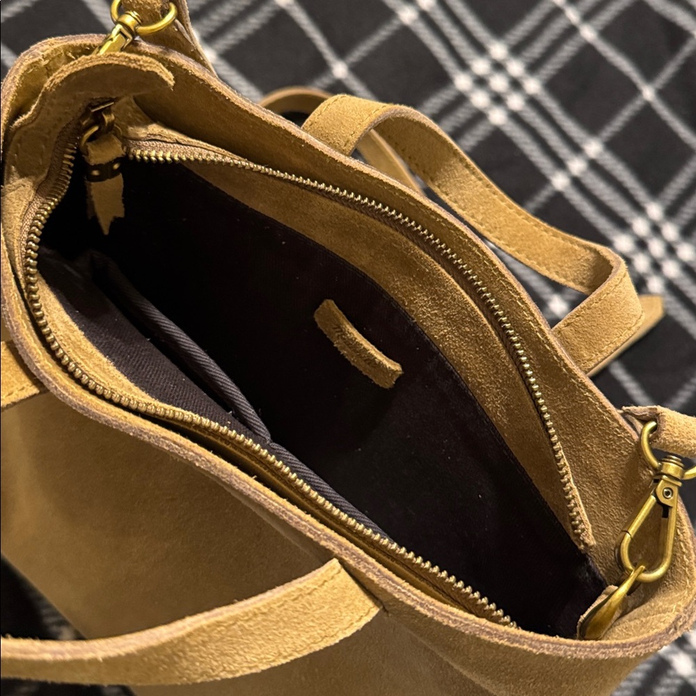 Madewell zip top Transport Tote. GUC - Picture 5 of 7